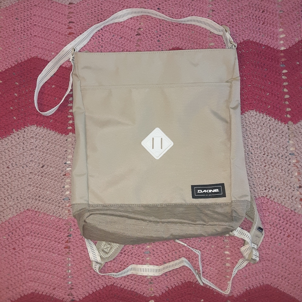 Dakine Infinity 19L convertible tote bag, color "barley" -- like new condition